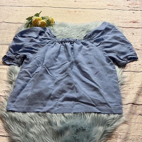 The Shirt by Rochelle Behrens Blue Crop Off The Shoulder French Girl Top sz M - Picture 11 of 11